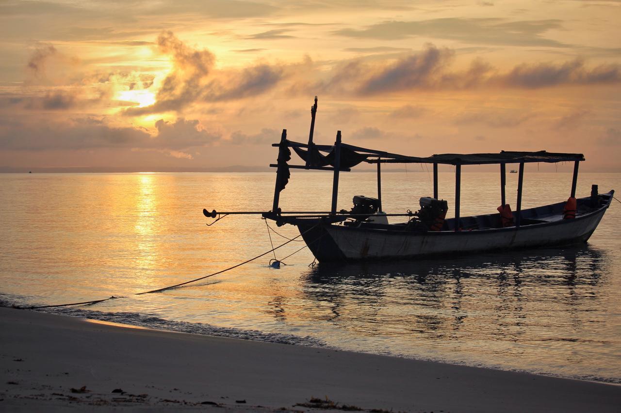 Suns Of Beaches Koh Rong Island Exterior photo